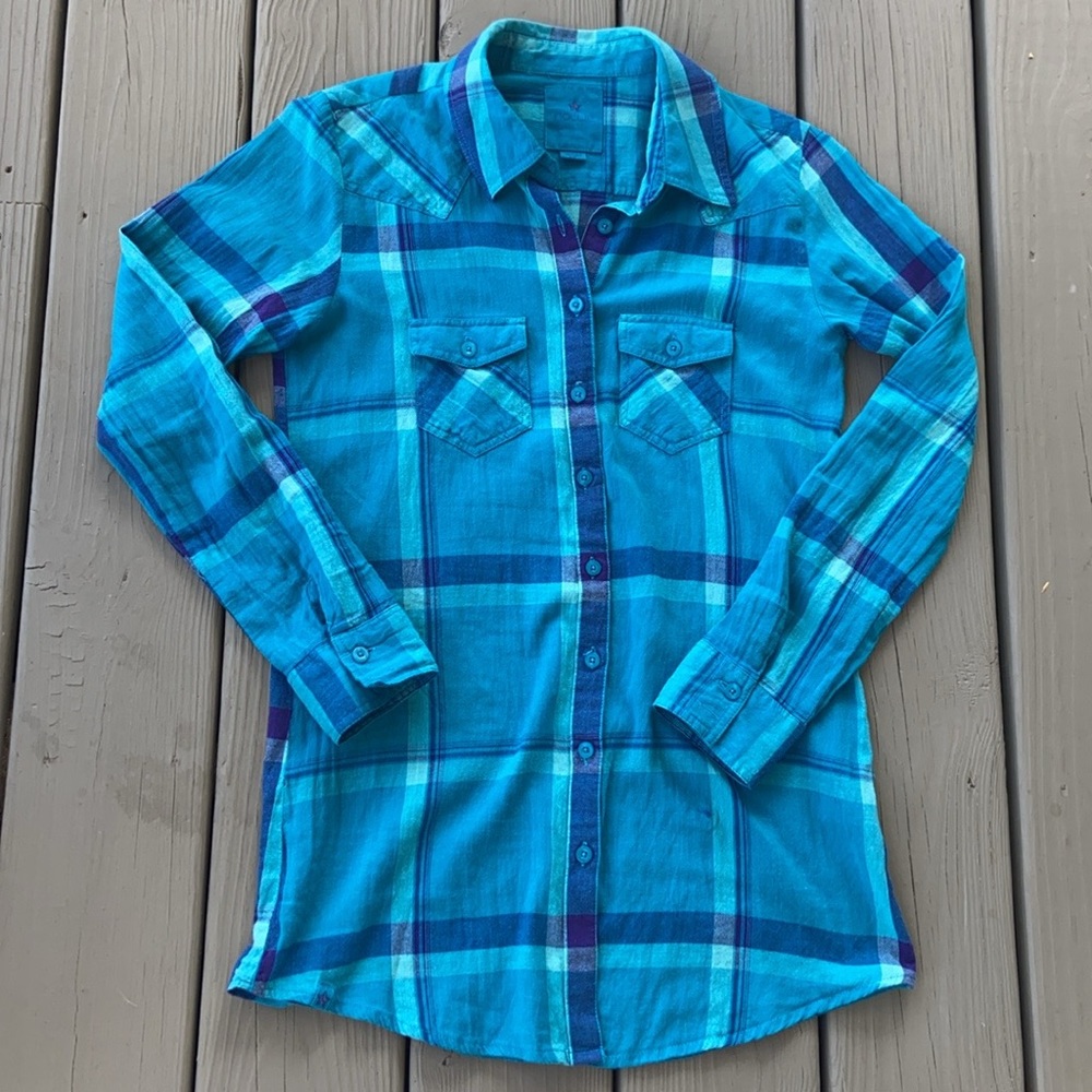 Nollie Plaid Button Down Long Sleeved Shirt